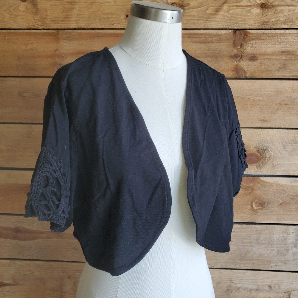 🚨 Open fly away cape/shall